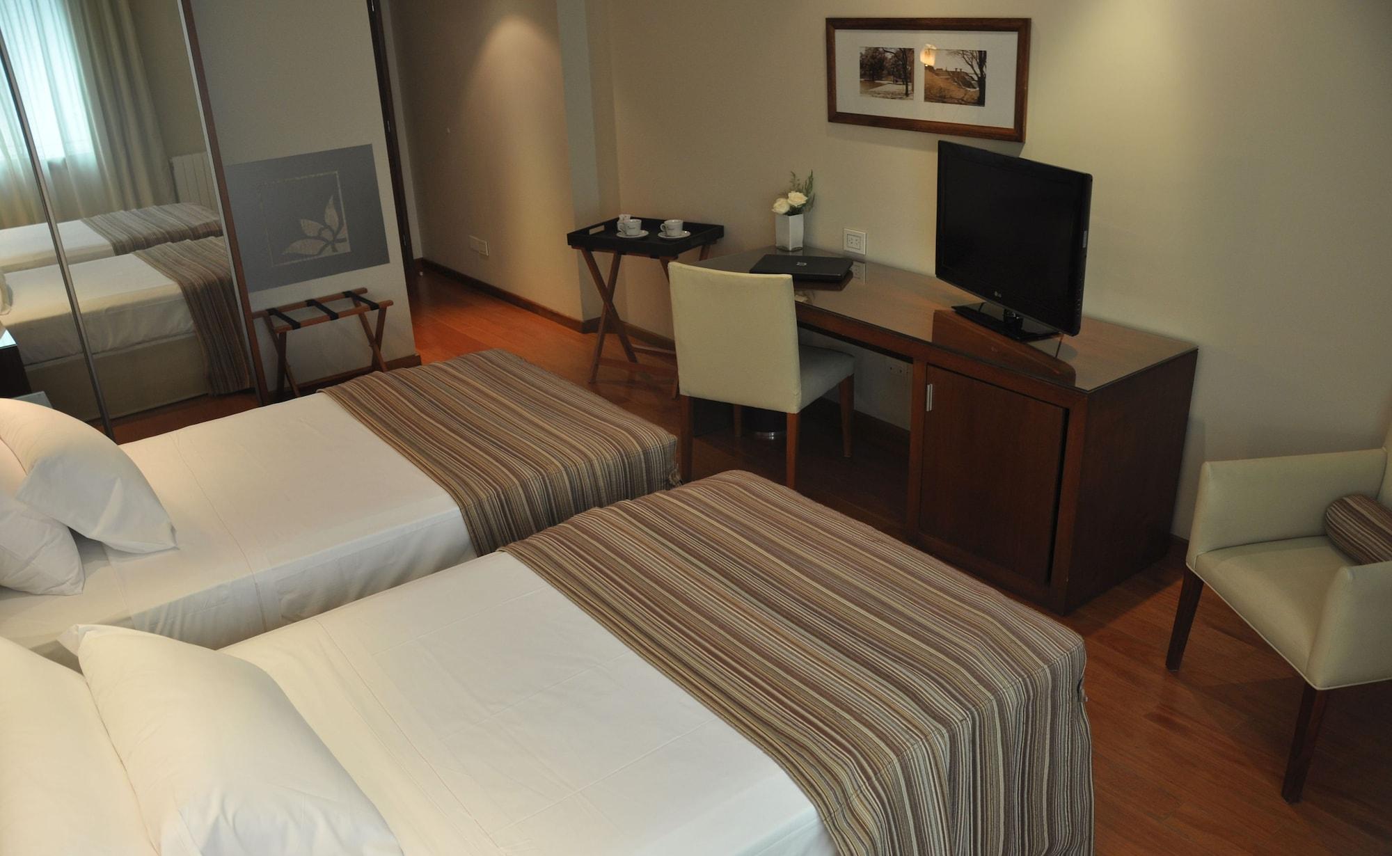 Hotel Solans Presidente Rosario Ngoại thất bức ảnh