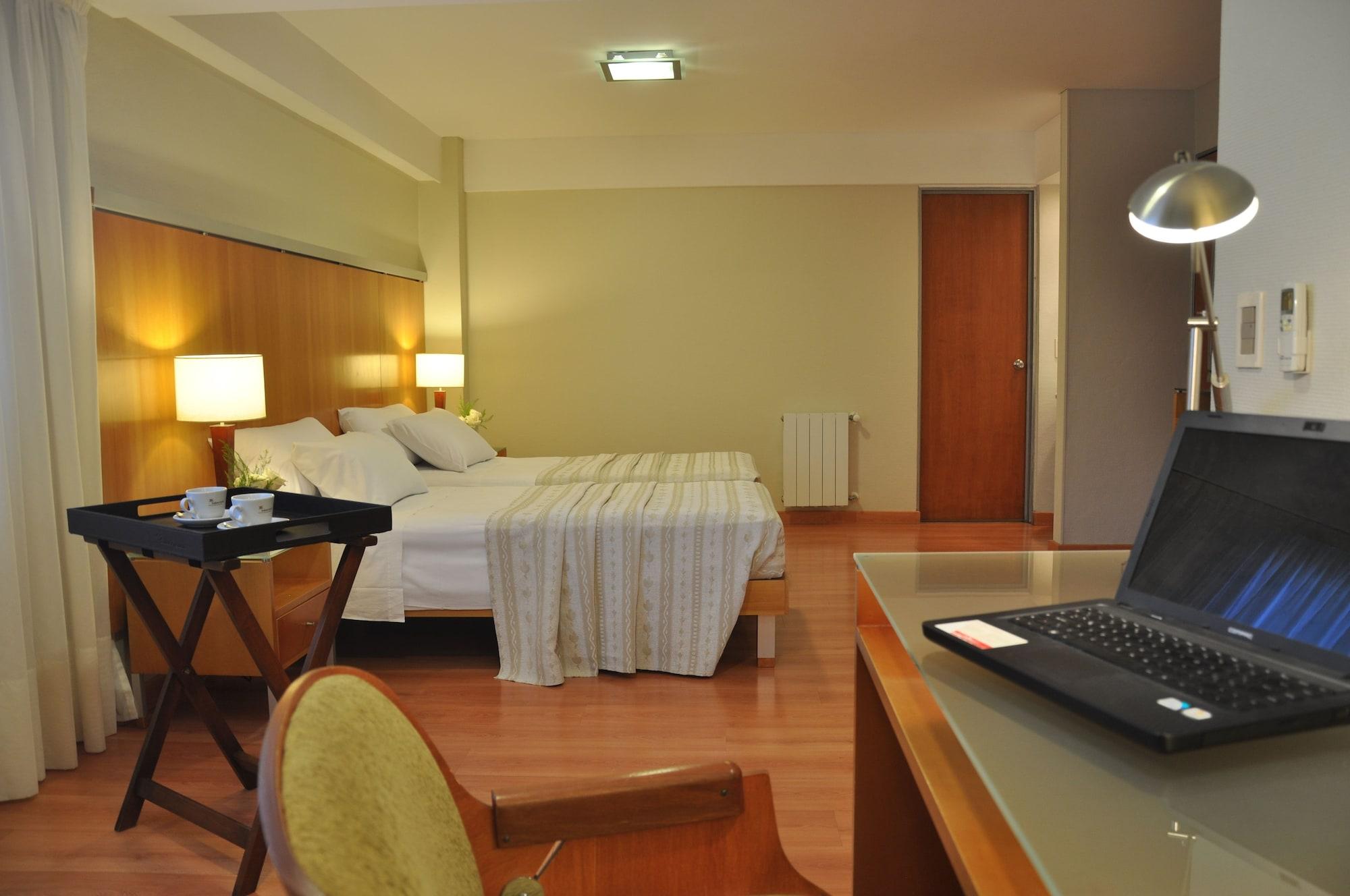 Hotel Solans Presidente Rosario Ngoại thất bức ảnh