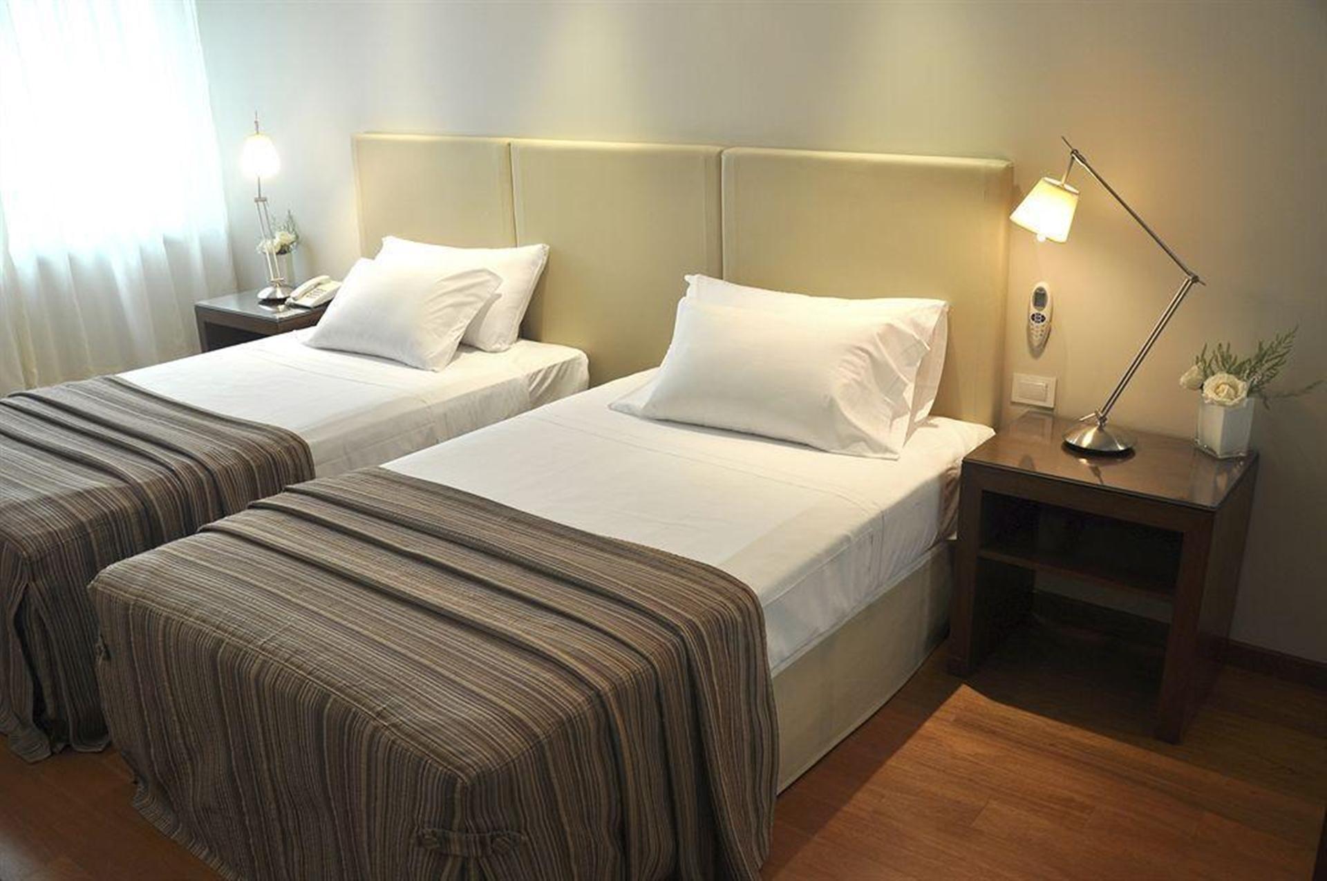 Hotel Solans Presidente Rosario Ngoại thất bức ảnh